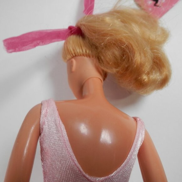 v - Picture 13 of 13